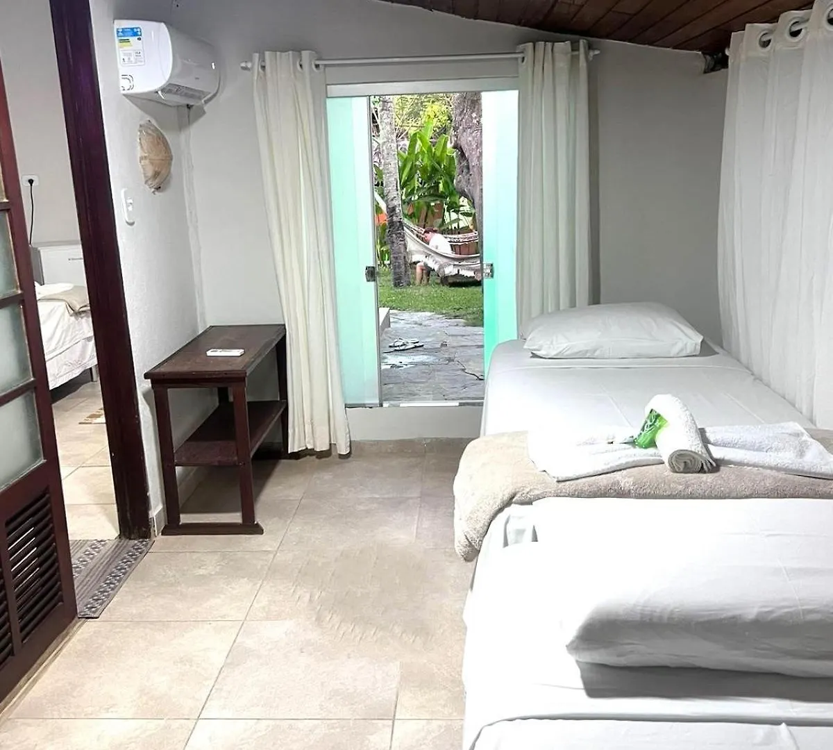 Pousada Tropicalia Porto Seguro 2*,